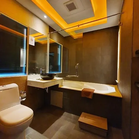 R-Mar Resort And Spa Patong, Phuket Exterior photo