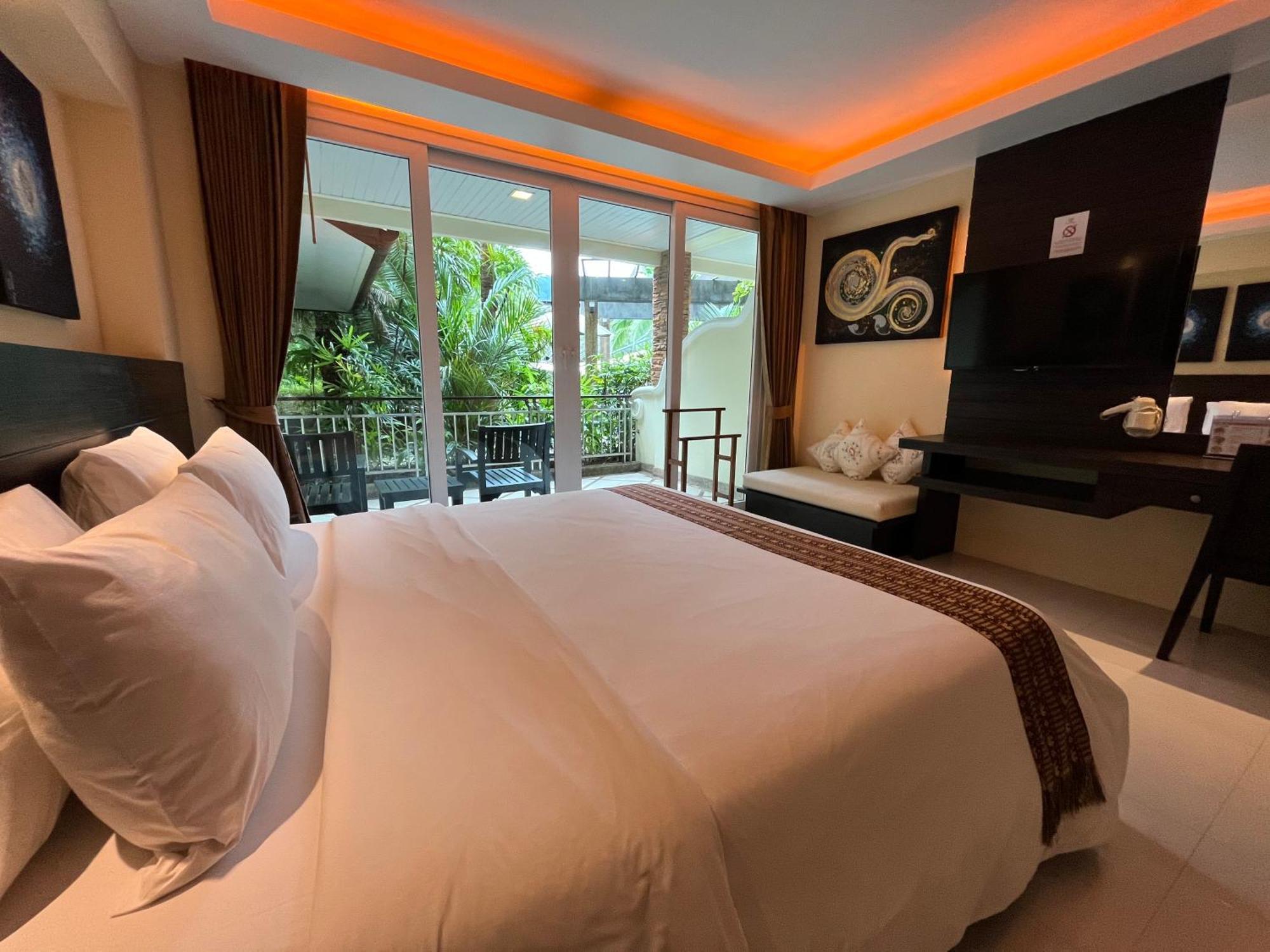Hotel R-mar And Patong, 4*